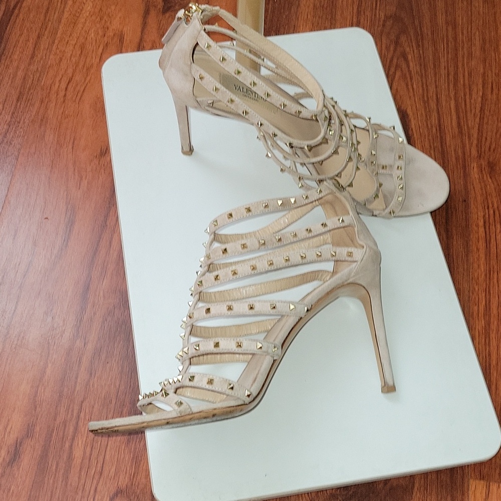Valentino Rockstud Sude Sandal Size 38.5